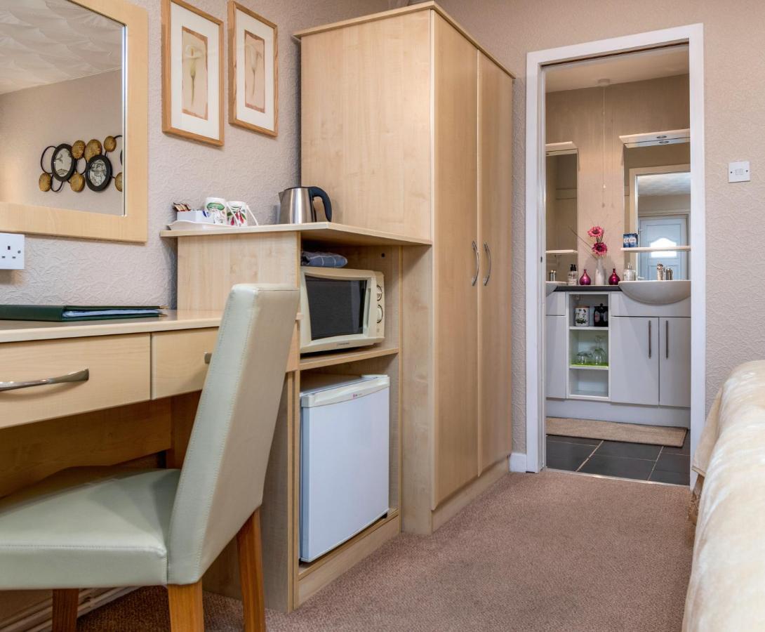 Estuary Lodge Motel B&B 탈사나 외부 사진