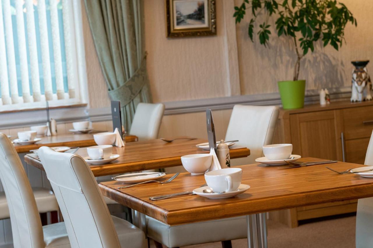 Estuary Lodge Motel B&B 탈사나 외부 사진